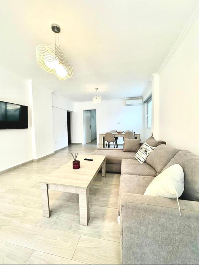 Luxury 2 Bedroom In Kavouri Near The Athens